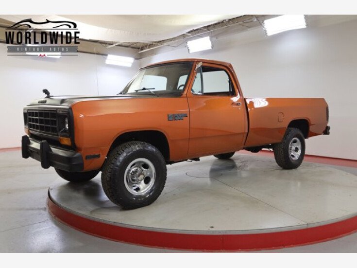 Thumbnail Photo undefined for 1985 Dodge D/W Truck 4x4 Regular Cab